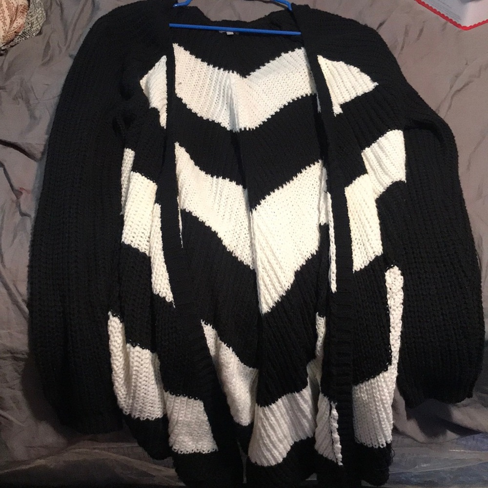 Black and White knitted cardigan